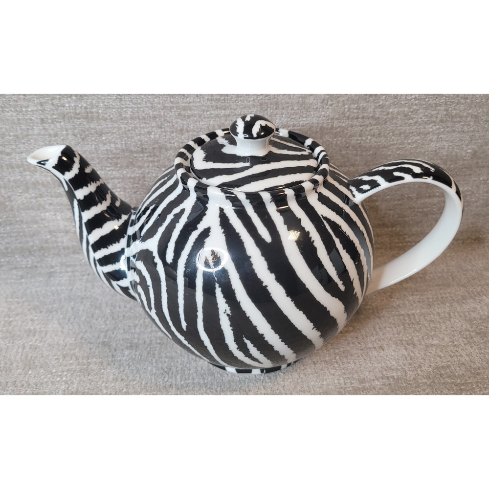 Paul Cardew 2000 Eqqus Grevy's Zebra Stripe Pattern Collectible Teapot EUC